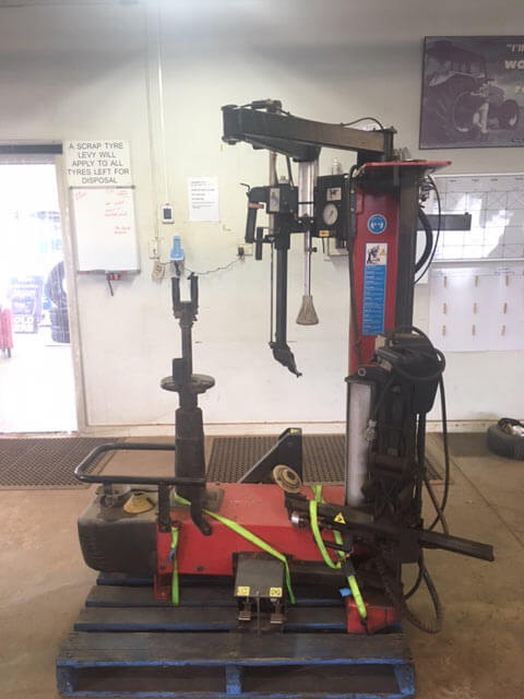 For Sale - Lever-free Tyre Changer  cover image