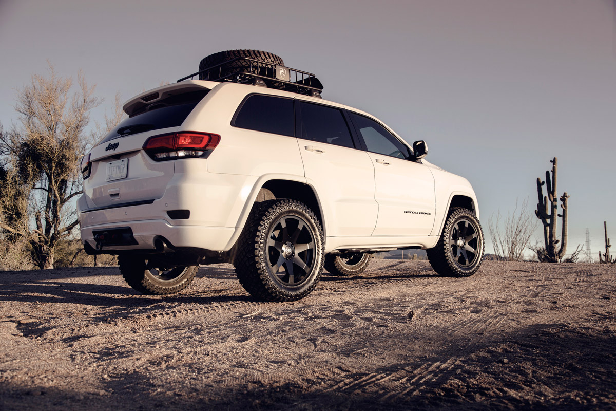 Black Rhino wheels fitted on a Jeep